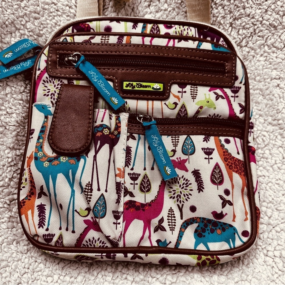 Lily Bloom super cute whimsical giraffe crossbody bag